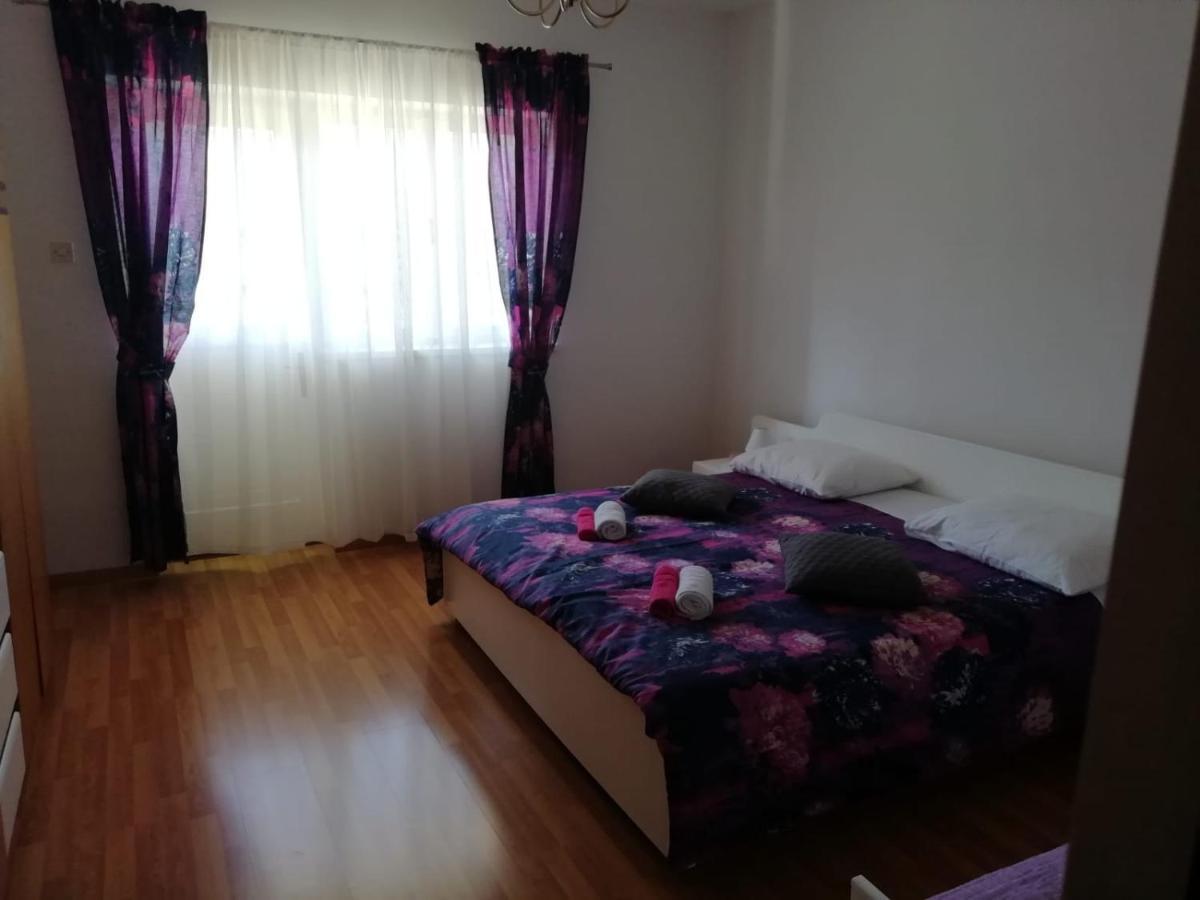Apartments Hanna Гребащиця Екстер'єр фото