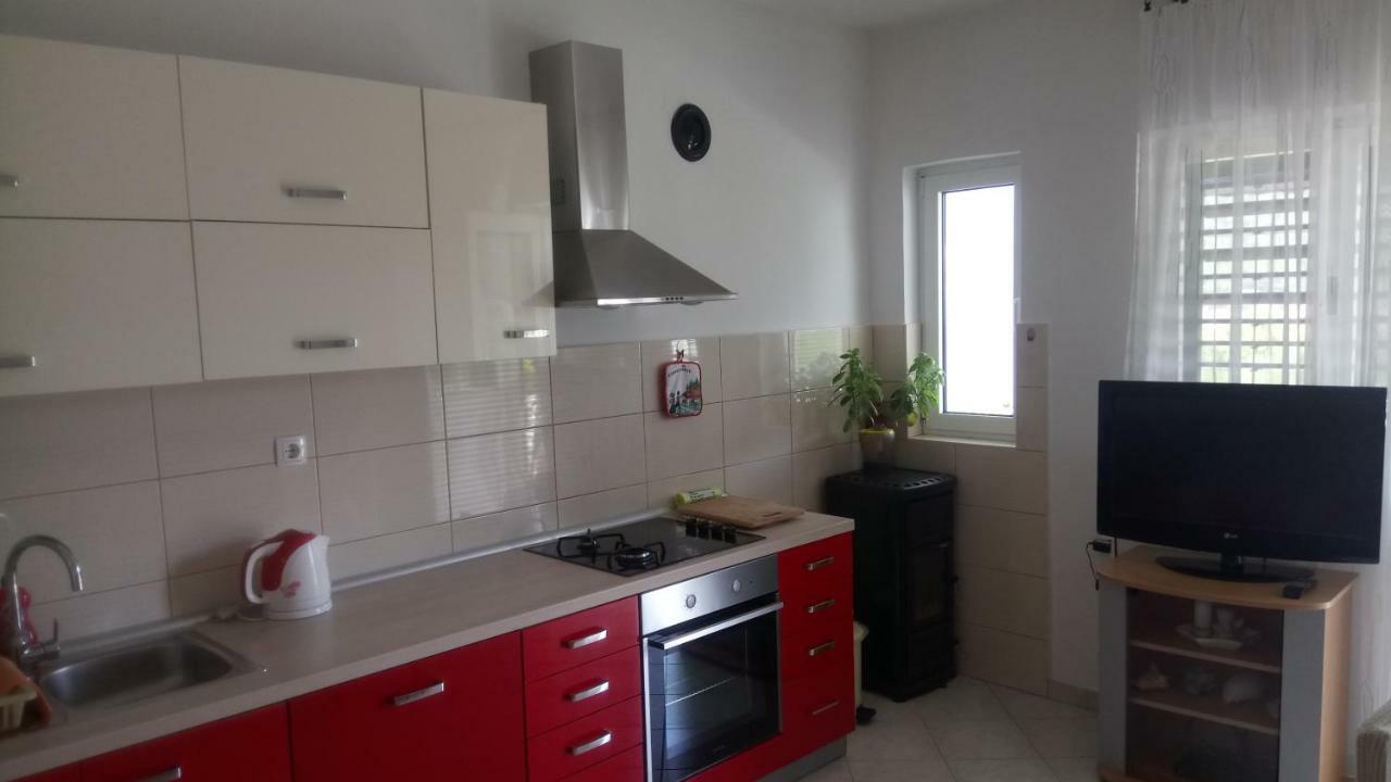Apartments Hanna Гребащиця Екстер'єр фото