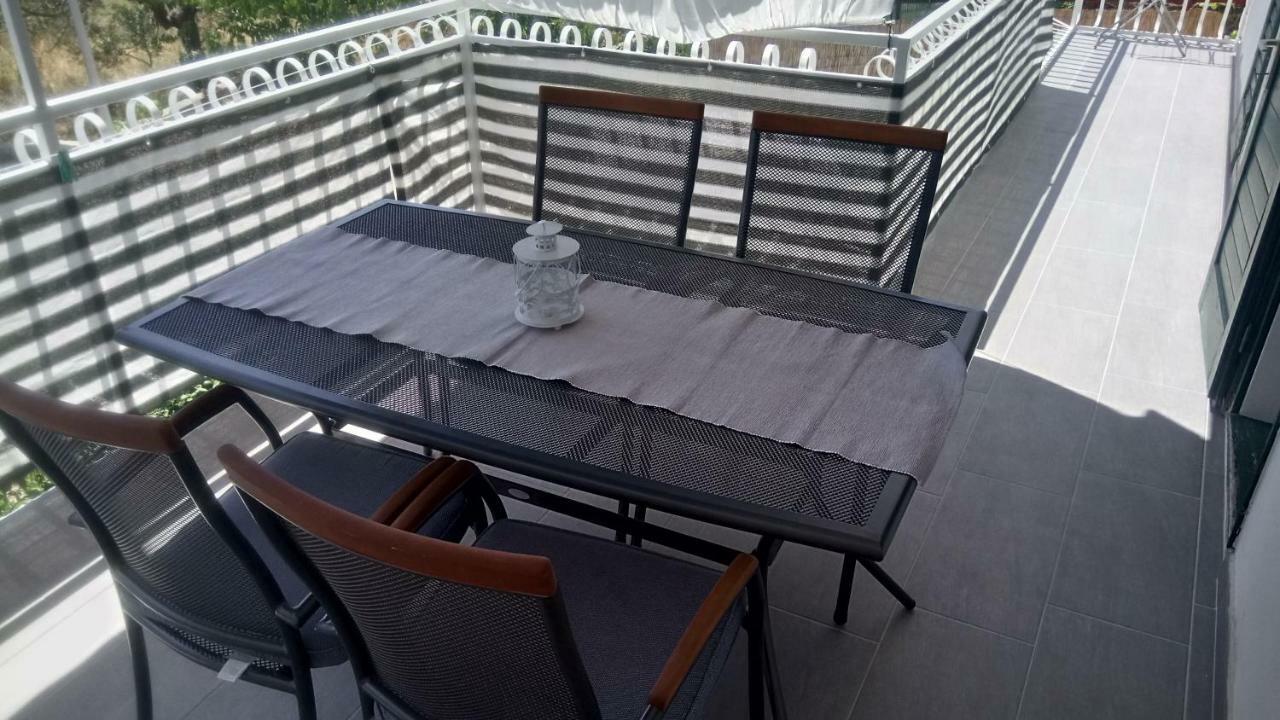 Apartments Hanna Гребащиця Екстер'єр фото